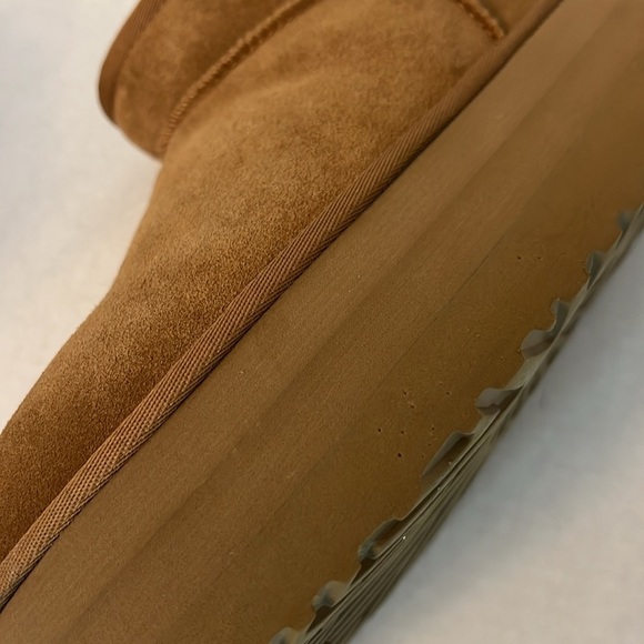 UGG PLATFORM CLASSIC MINI BOOTS 10 - Picture 14 of 16